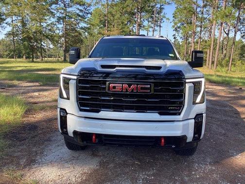 2025 GMC Sierra 2500 AT4