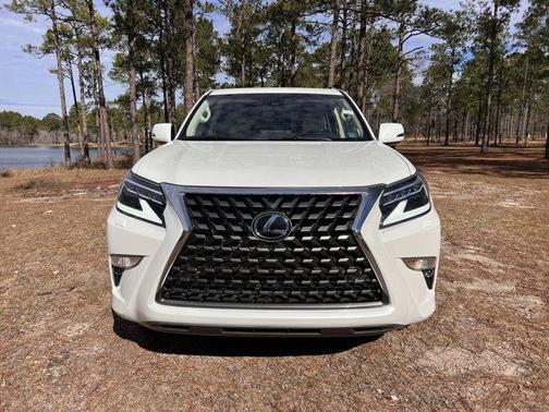 Photo 5 of 28 of 2022 Lexus GX 460 Base