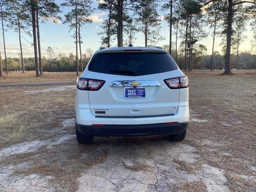 2017 Chevrolet Traverse 2LT