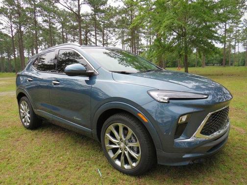 2024 Buick Encore GX Avenir