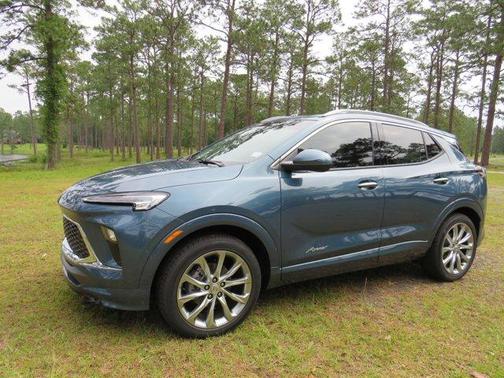 2024 Buick Encore GX Avenir