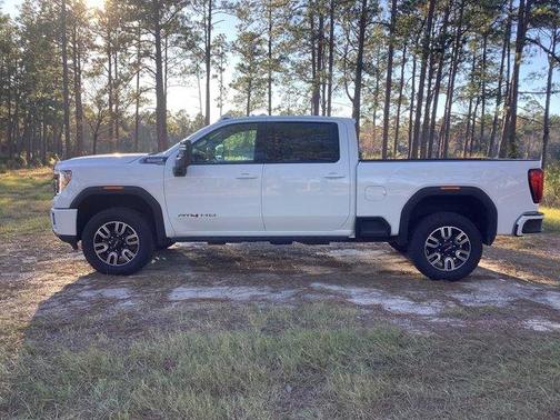 2023 GMC Sierra 2500 AT4