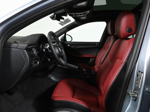 2026 Porsche Macan GTS