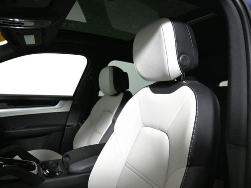 2024 Porsche Cayenne Cayenne