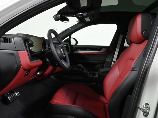 2026 Porsche Cayenne S