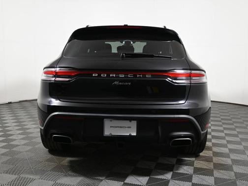 2025 Porsche Macan 