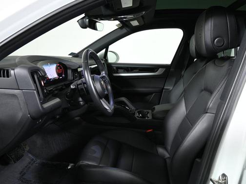 2025 Porsche Cayenne Cayenne