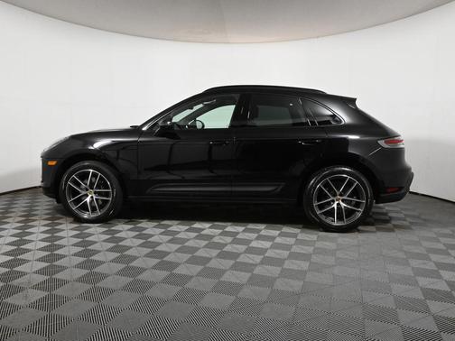 2024 Porsche Macan 