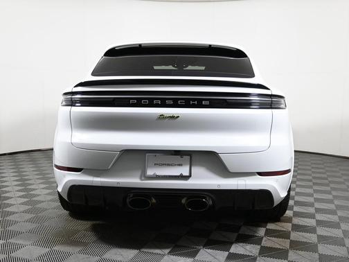 2025 Porsche Cayenne Cayenne Turbo E-Hybrid