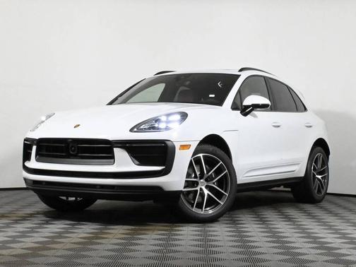 Carrara White Metallic 2026 Porsche Macan