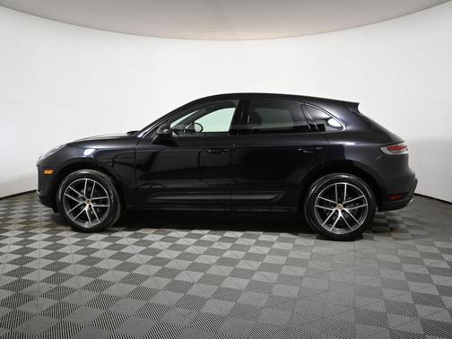 2024 Porsche Macan 