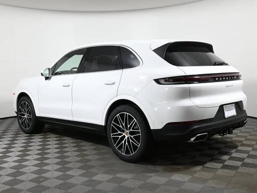 2025 Porsche Cayenne 