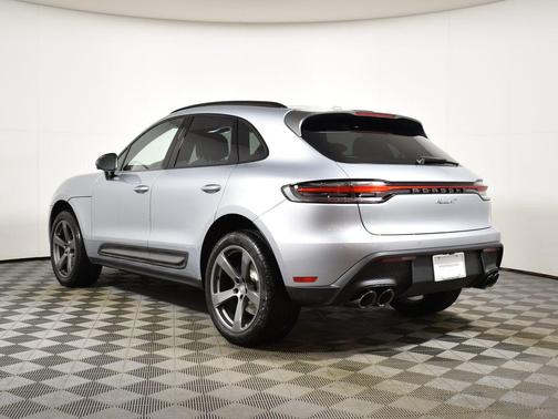 2026 Porsche Macan T