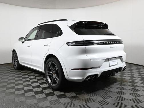 2026 Porsche Cayenne Cayenne