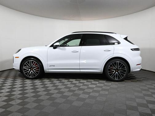 2026 Porsche Cayenne GTS