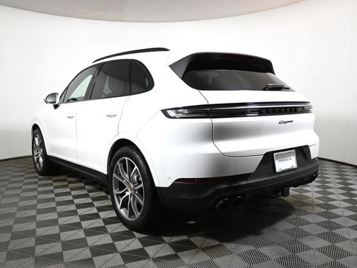 2025 Porsche Cayenne 