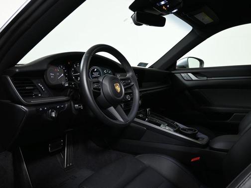 2022 Porsche 911 Carrera S