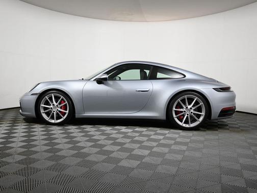 2022 Porsche 911 Carrera S