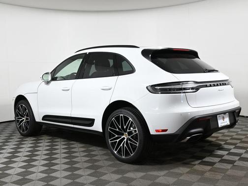 2024 Porsche Macan 