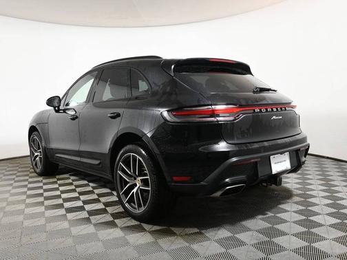 2023 Porsche Macan 