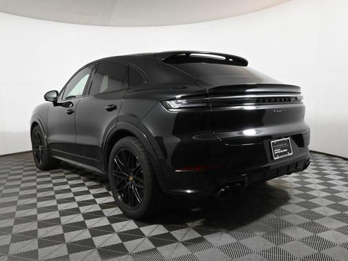 2025 Porsche Cayenne S