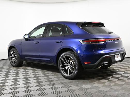 2024 Porsche Macan 