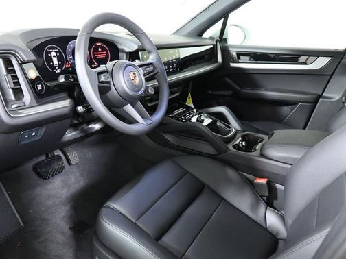 2025 Porsche Cayenne Cayenne