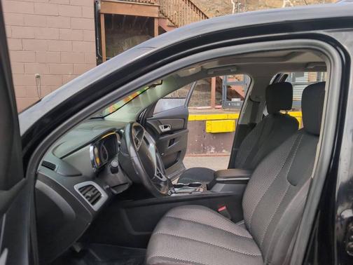 Black 2017 GMC Terrain SLE-2