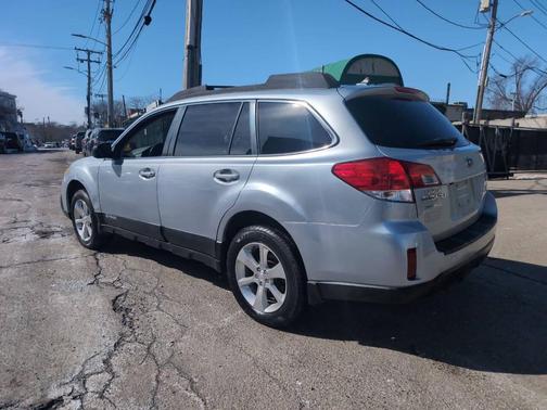 2013 Subaru Outback 2.5i Limited