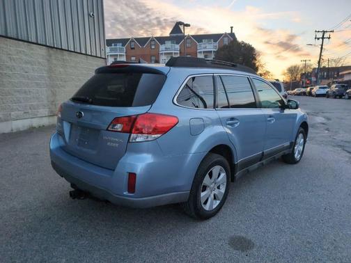 2011 Subaru Outback 2.5 i Premium