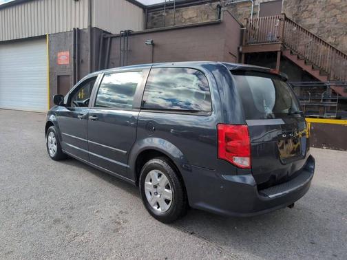 2013 Dodge Grand Caravan American Value Package 4dr Mini Van