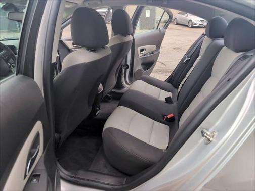2015 Chevrolet Cruze LS