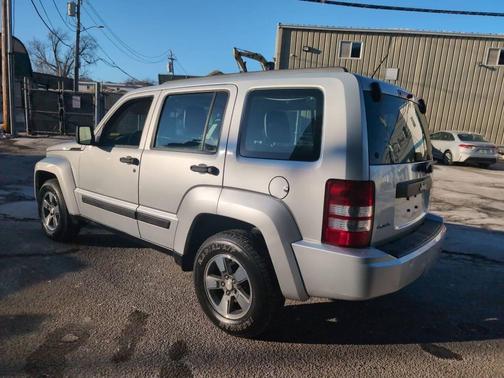 2008 Jeep Liberty Sport