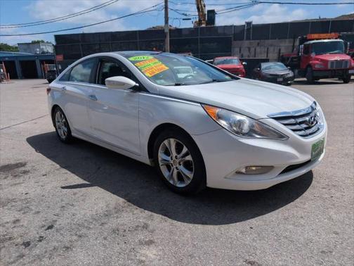 2012 Hyundai SONATA Limited