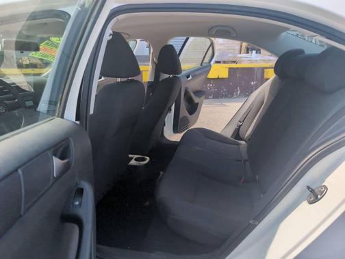 2012 Volkswagen Jetta SE