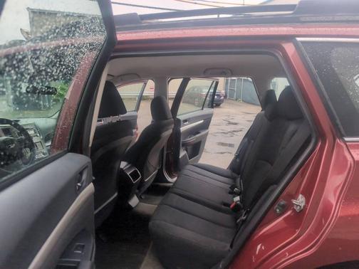 2012 Subaru Outback 2.5i