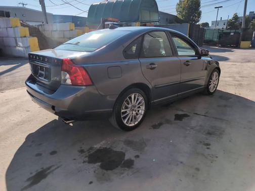2011 Volvo S40 T5
