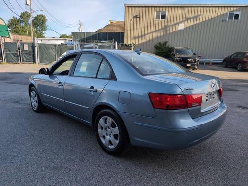 2010 Hyundai SONATA GLS