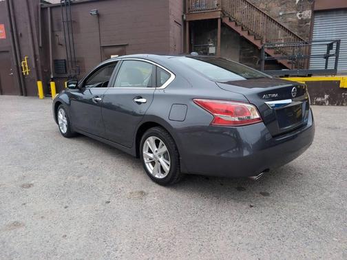 Charcoal 2013 Nissan Altima 2.5 SV