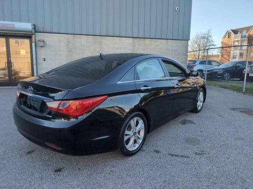 2013 Hyundai SONATA Limited