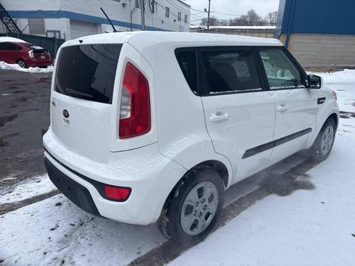 2013 Kia Soul Base