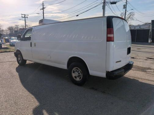 2015 Chevrolet Express 2500 Work Van