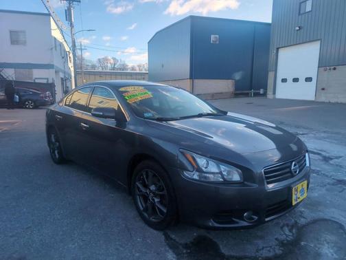 2012 Nissan Maxima S