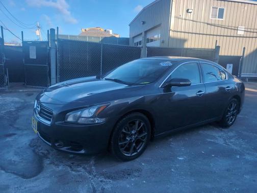 2012 Nissan Maxima S