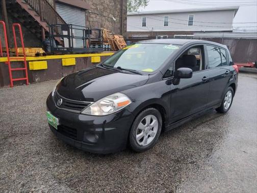 2010 Nissan Versa 1.8 SL