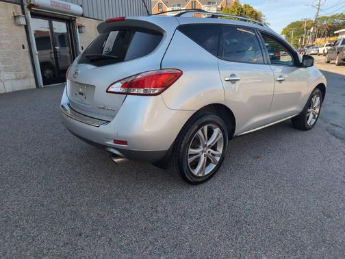 2011 Nissan Murano LE