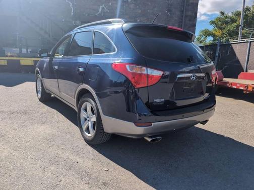 2011 Hyundai Veracruz Limited AWD 4dr Crossover