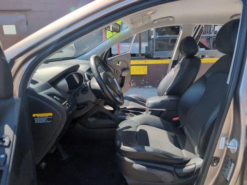 2010 Hyundai TUCSON GLS