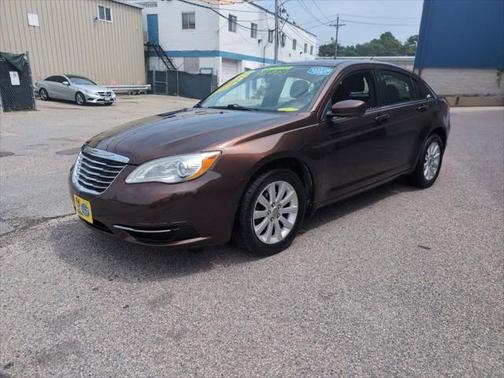 2013 Chrysler 200 Touring