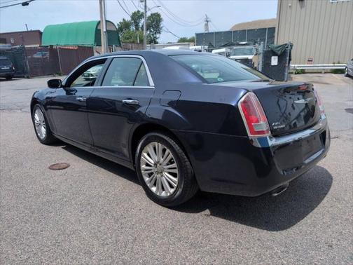 2012 Chrysler 300 S